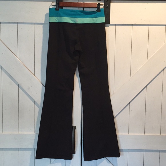 Lululemon leggings - Picture 8 of 8